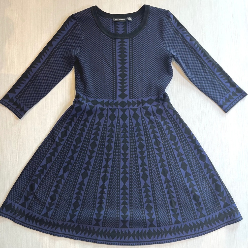 Nina Leonard Women‎ Fit Flare Dress Navy Blue Geometric Tribal M 3/4 Sleeve